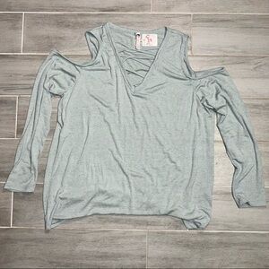 Poof! Light Green Long Sleeve Cold Shoulder V-Neck Sweater, Women’s Plus Size 3x